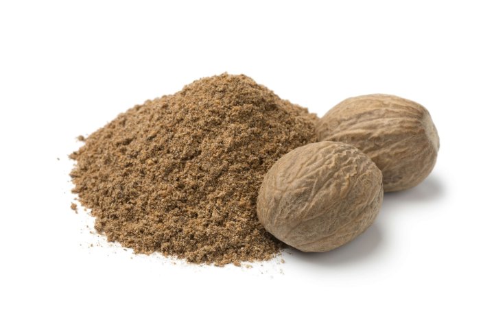 NOIX DE MUSCADE ENTIERE BIO - VRAC