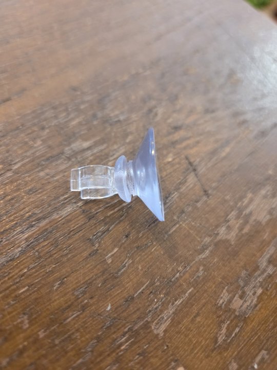 VENTOUSE A CLIPS PORTE BROSSE A DENTS