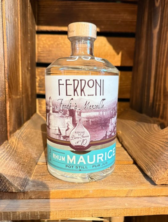 RHUM 100% CANNE BLANC FERRONI DJ N°10 MAURICE 57° 70CL